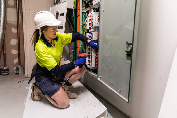 Best Licensed Electrician  in Mount Vernon, WA